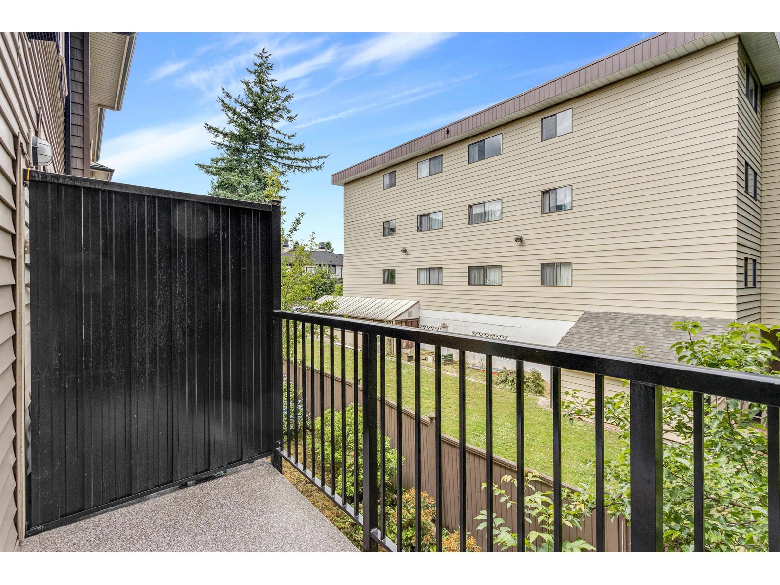 Photo 12 of 19 2530 Janzen Street, Abbotsford BC