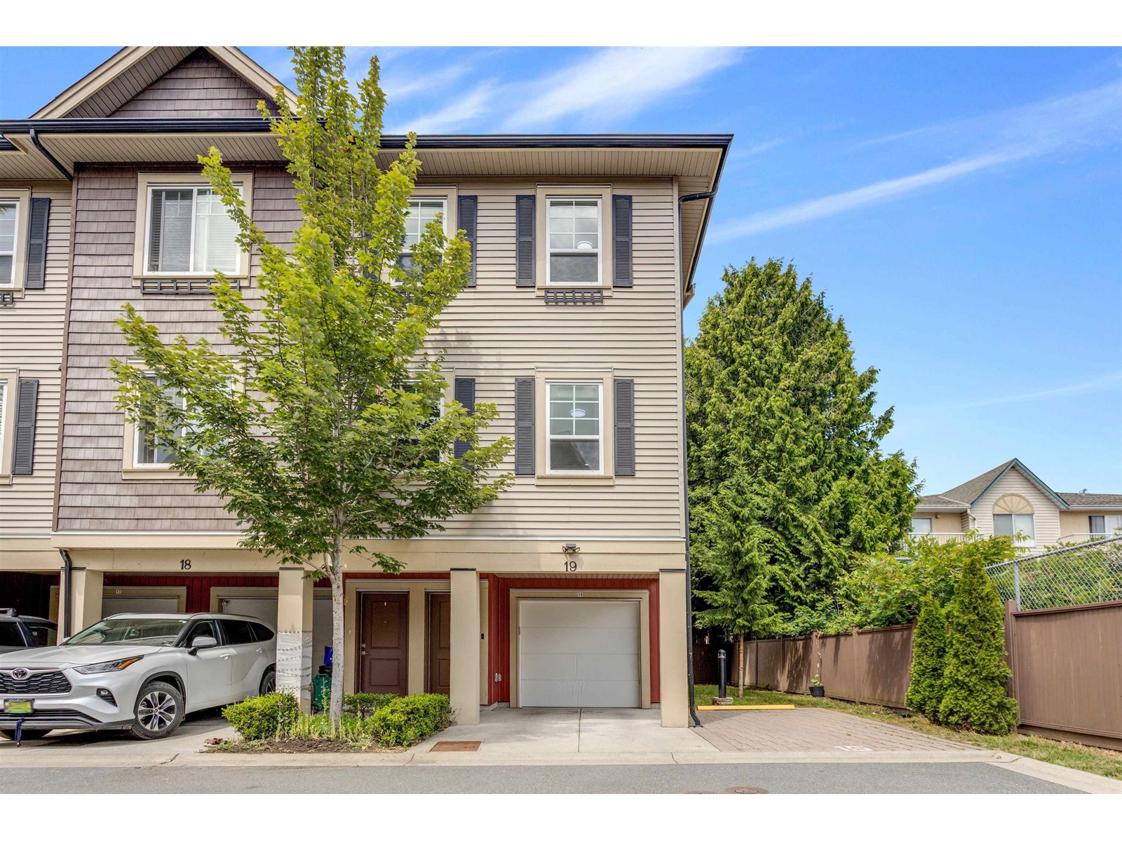 Photo 8 of 19 2530 Janzen Street, Abbotsford BC