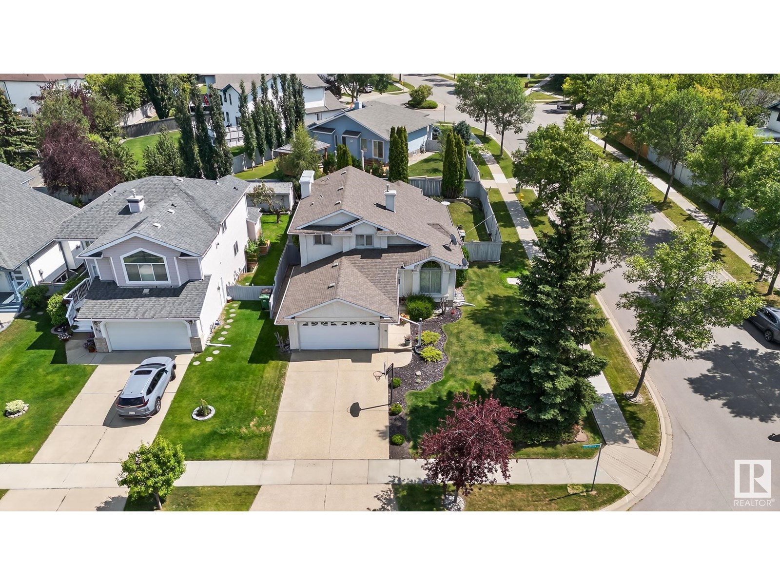 Photo 45 of 47 Huntington Cr, St Albert AB