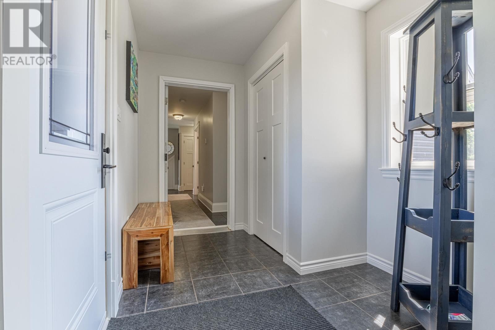 Single Family House for Sale in  BUCHANAN Road Mount Royal 