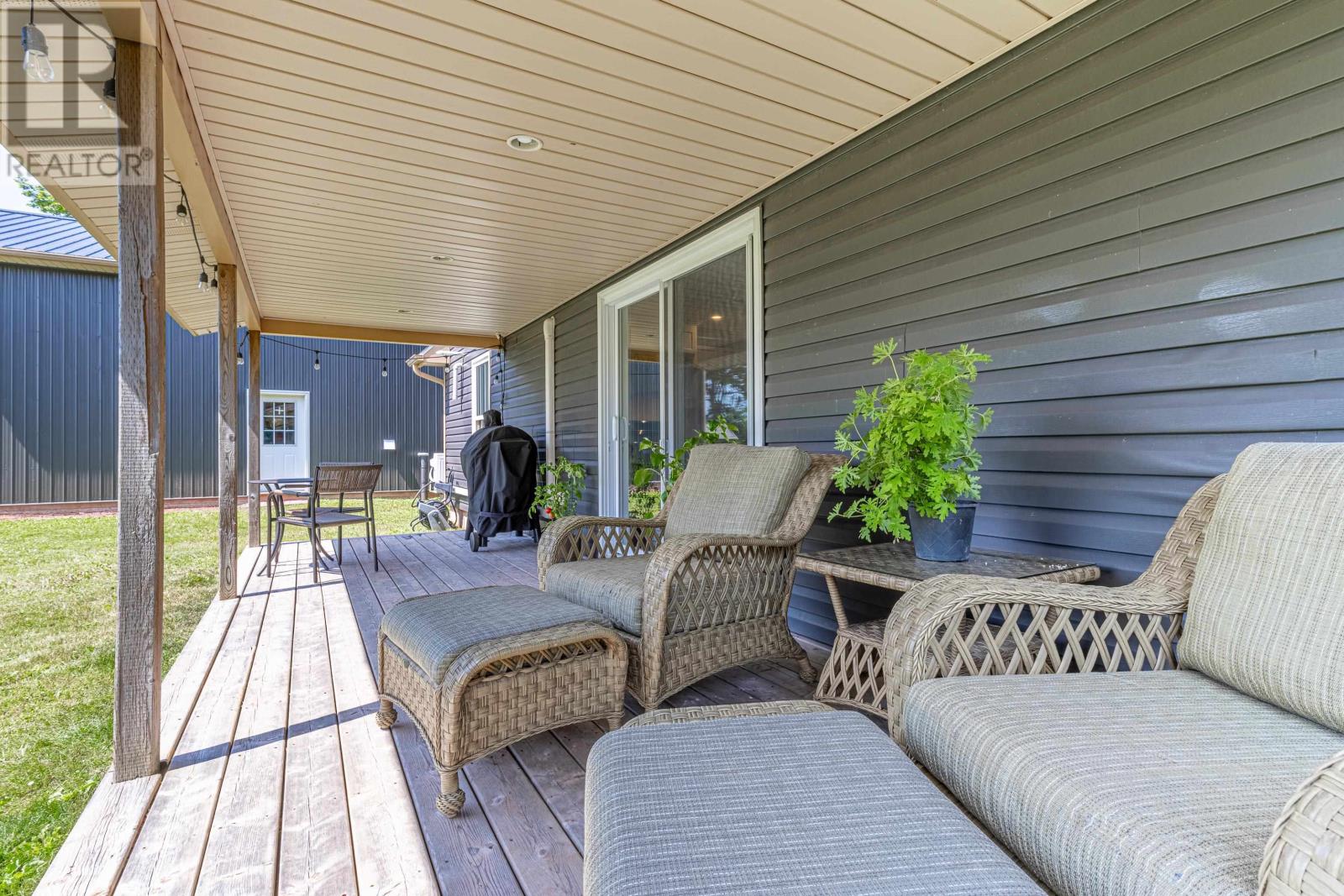 Single Family House for Sale in  BUCHANAN Road Mount Royal 