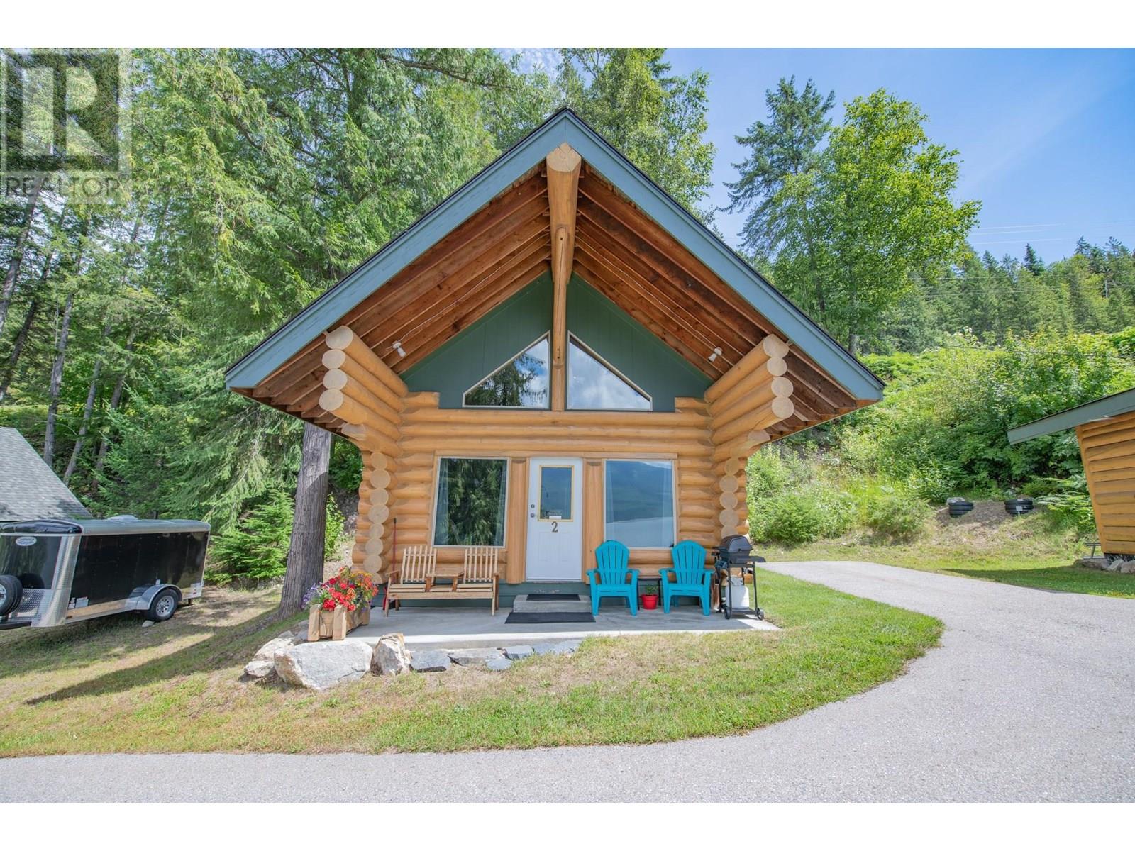 1710 6 Highway, Nakusp
