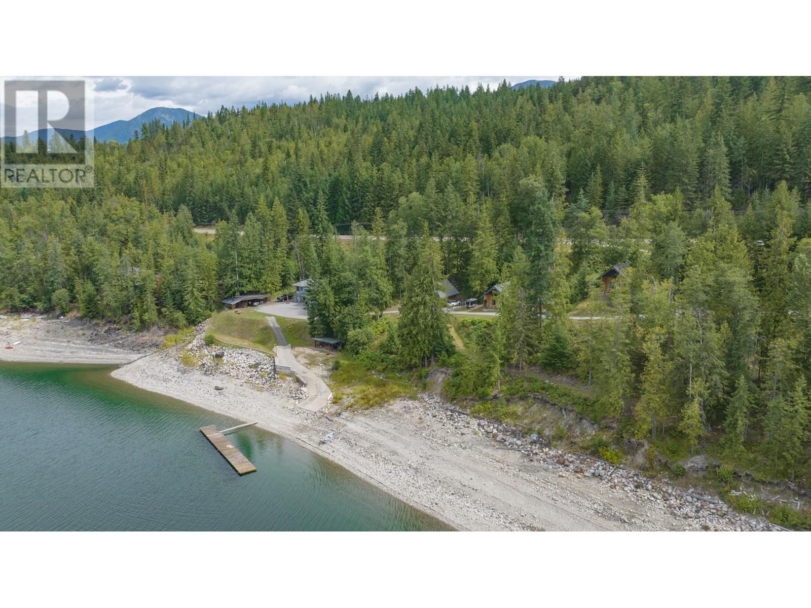 1710 6 Highway, Nakusp