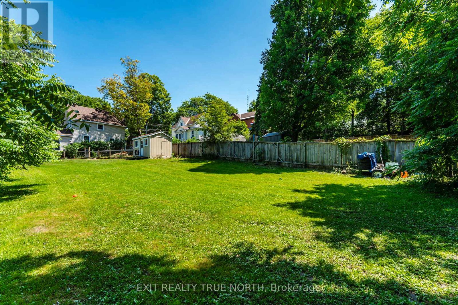 Photo 14 of 192 Manly Street, Midland ON