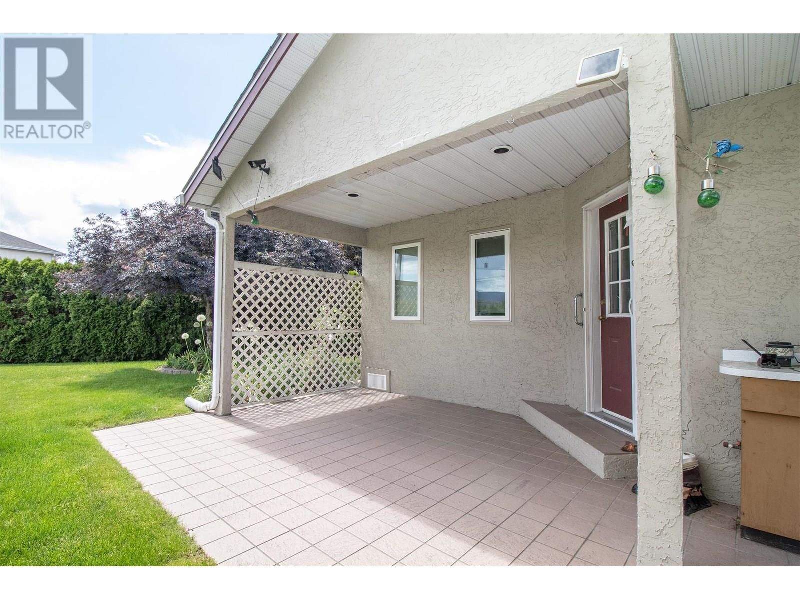  1495 Nelson Place, Kelowna