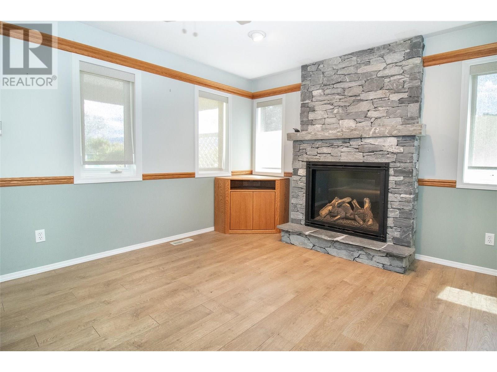  1495 Nelson Place, Kelowna