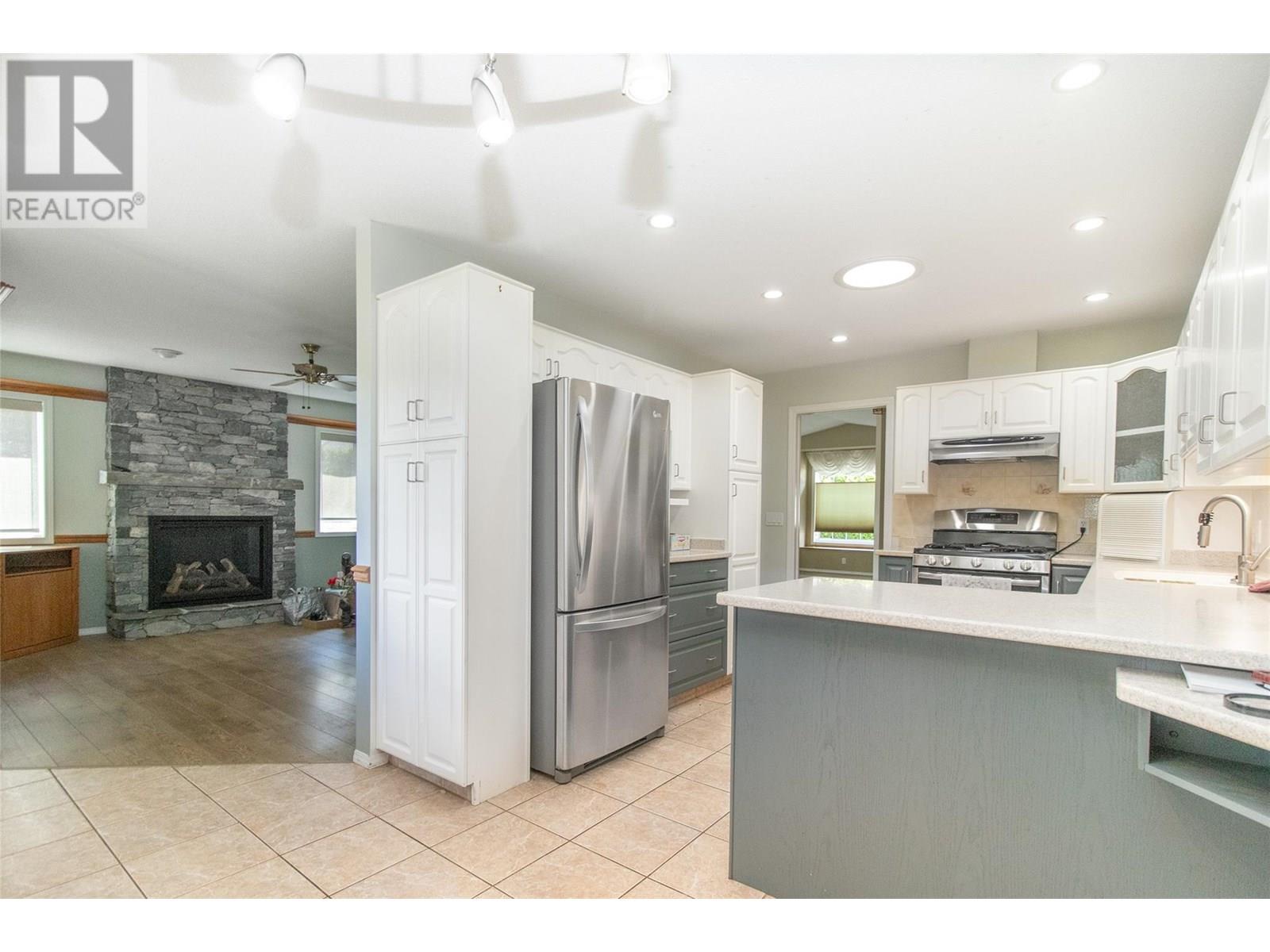  1495 Nelson Place, Kelowna