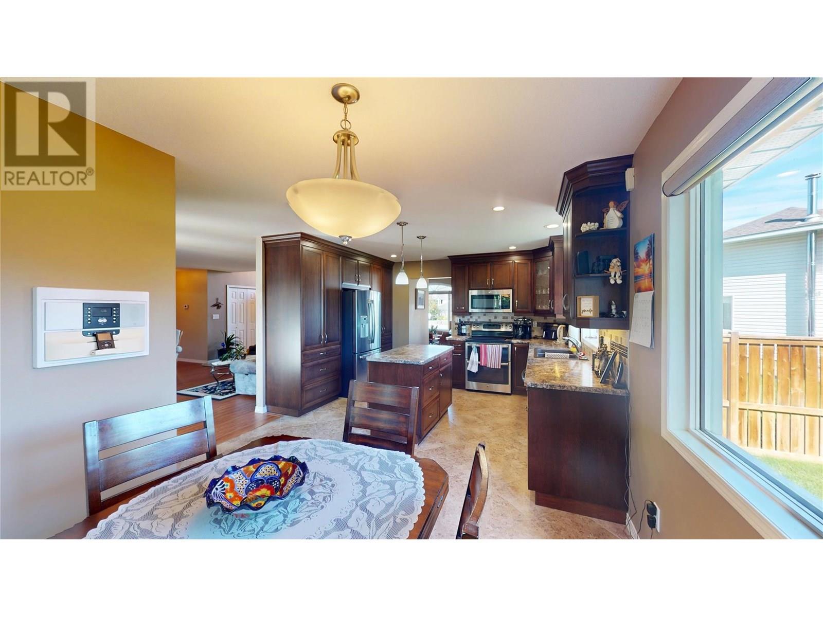 1629 Staple Crescent, Cranbrook