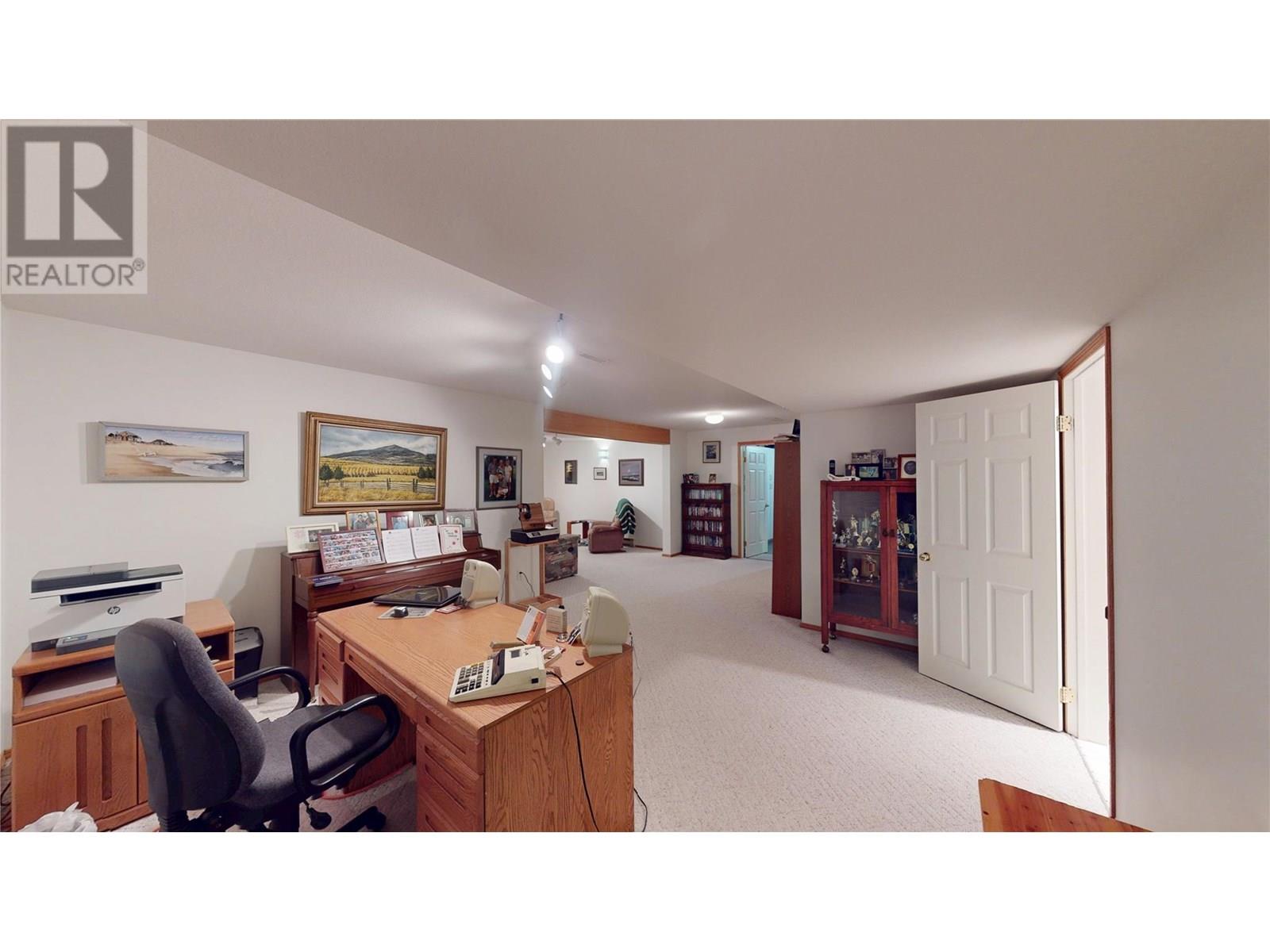 1629 Staple Crescent, Cranbrook