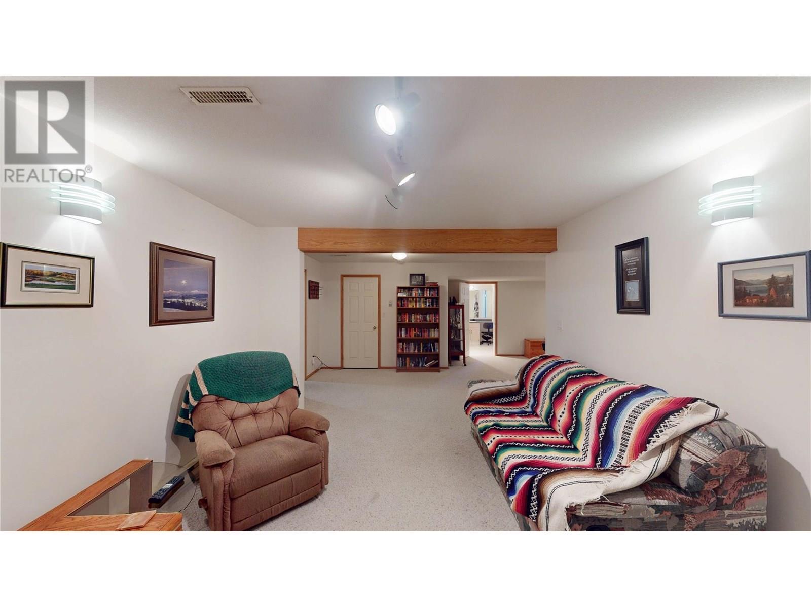 1629 Staple Crescent, Cranbrook