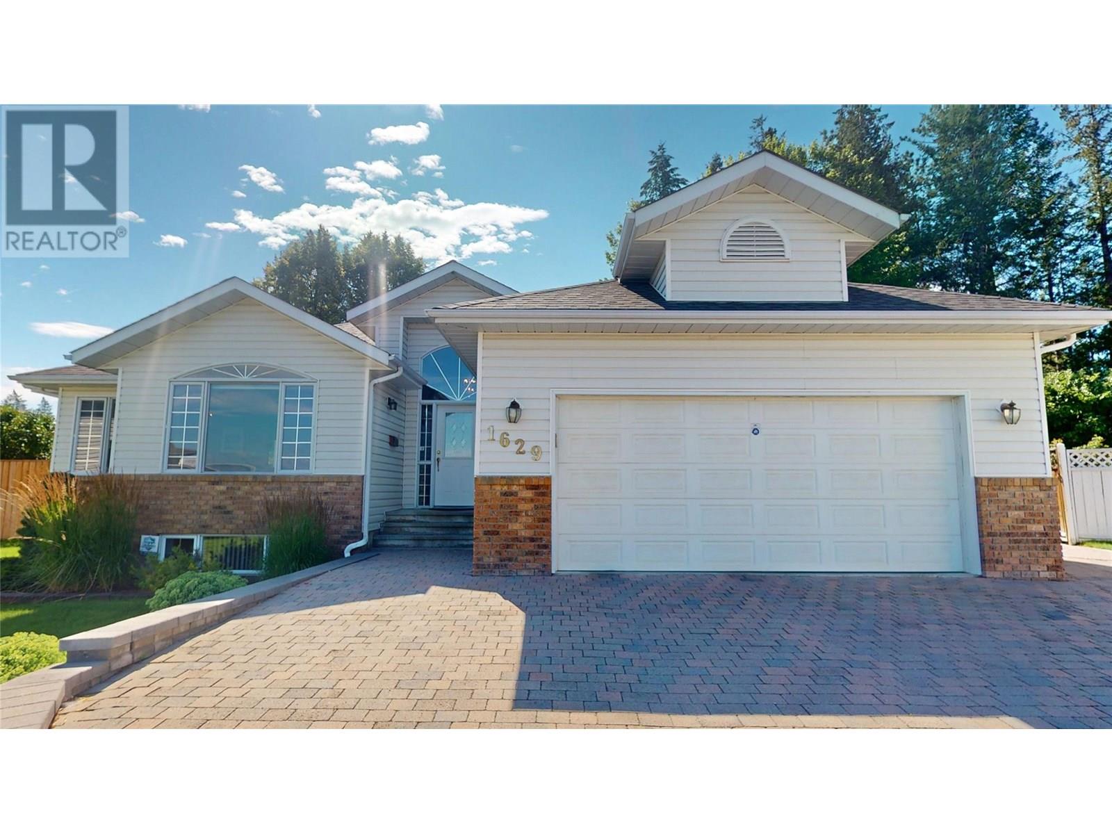 1629 Staple Crescent, Cranbrook