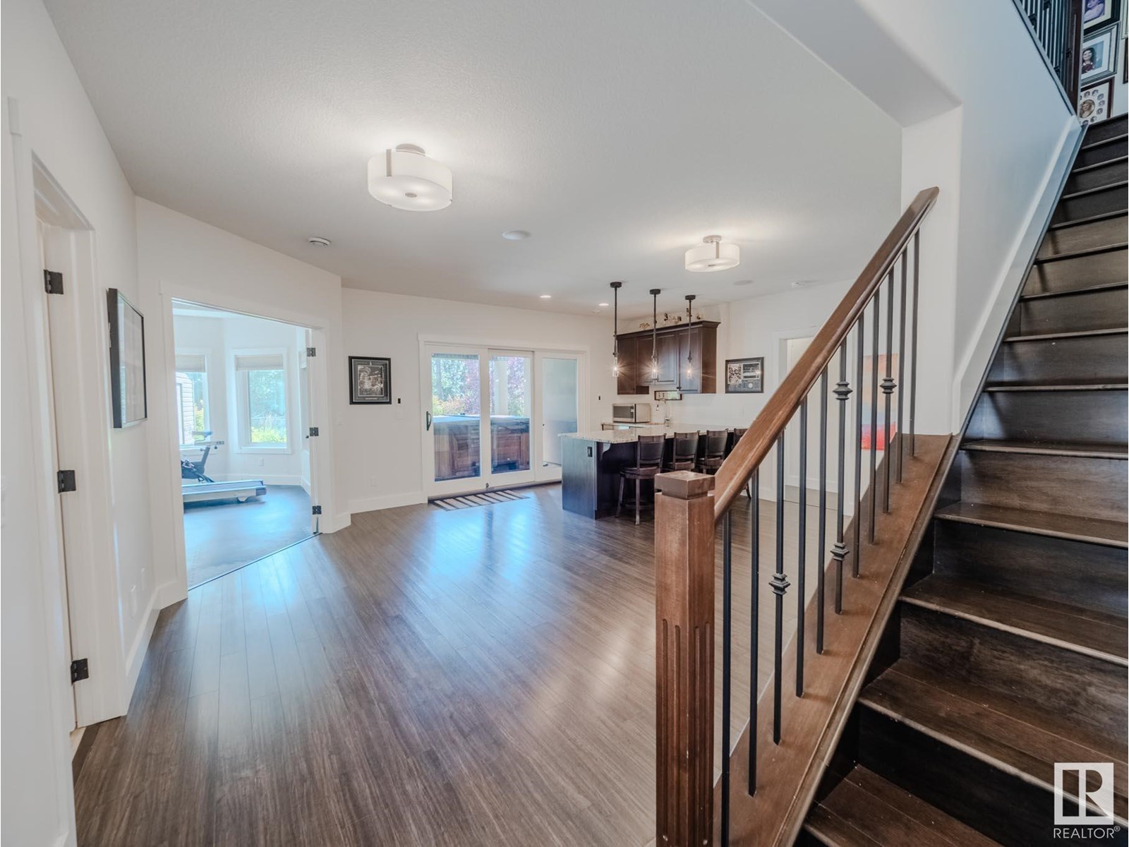 Photo 6 of 4101 49 Av, Beaumont AB
