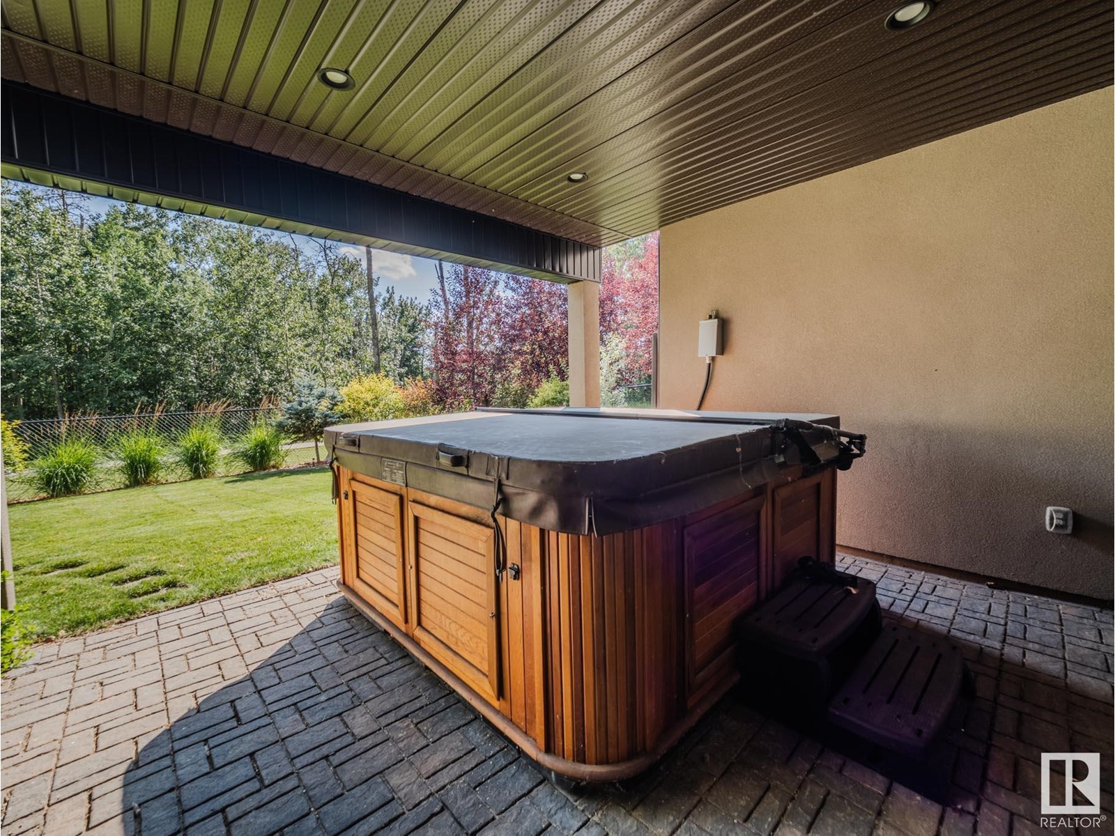 Photo 5 of 4101 49 Av, Beaumont AB