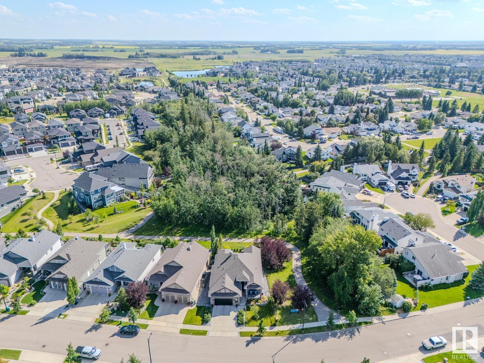 Photo 9 of 4101 49 Av, Beaumont AB