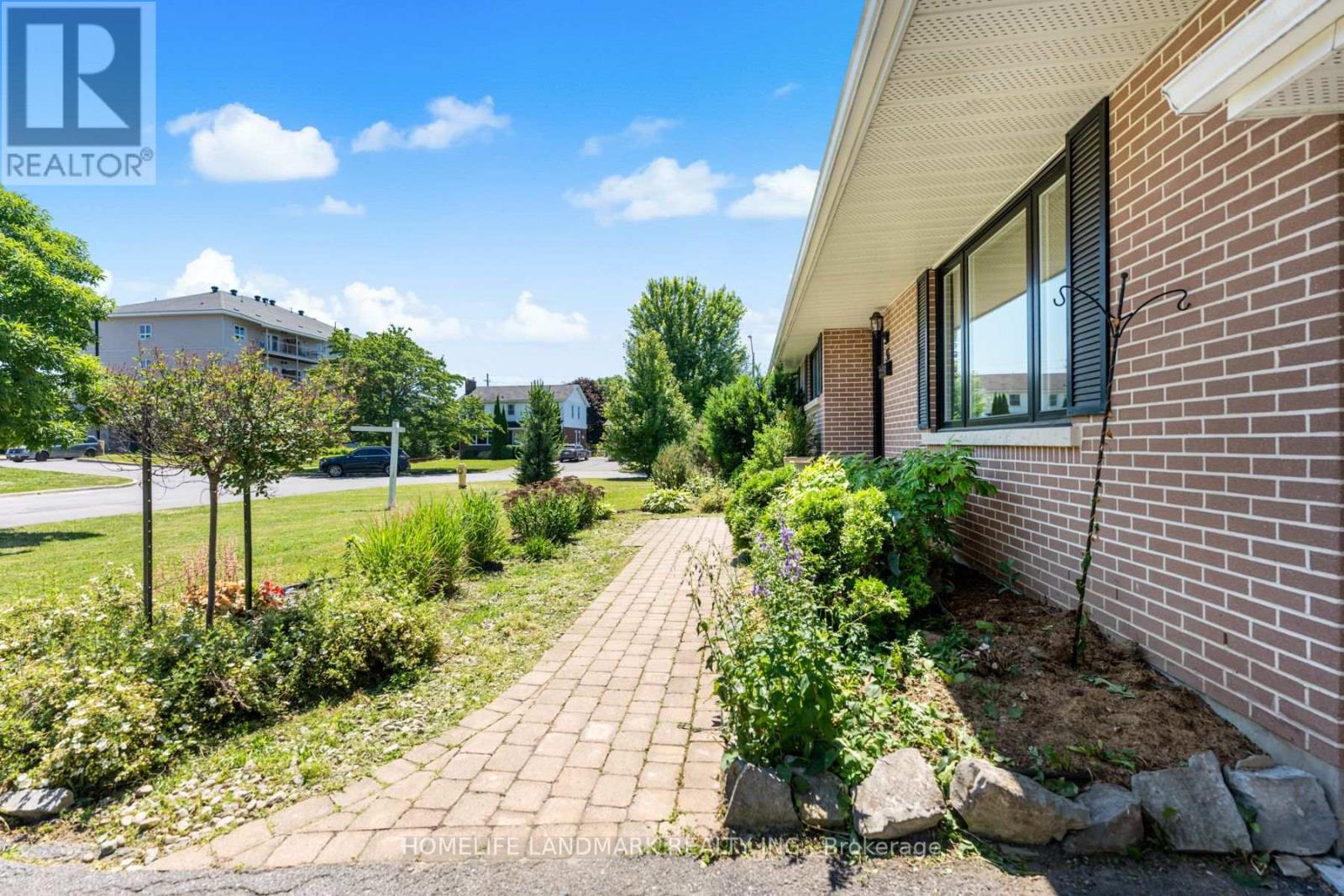 Photo 21 of 55 Cliff Crescent, Kingston ON