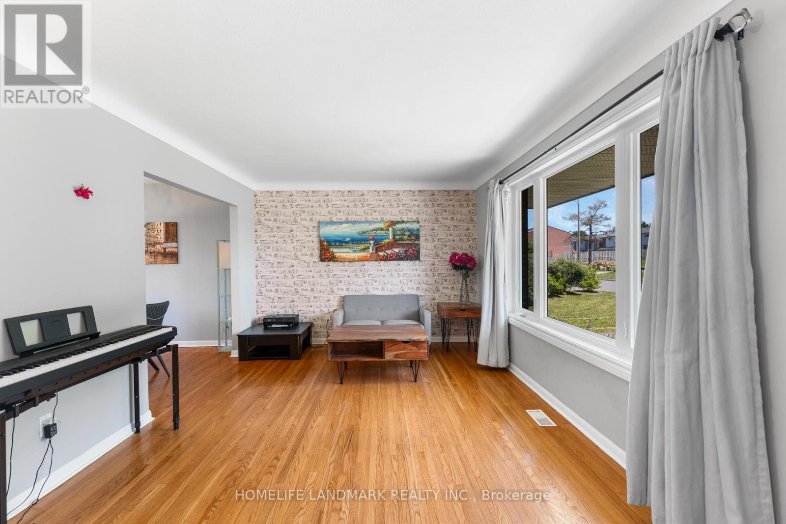 Photo 18 of 55 Cliff Crescent, Kingston ON