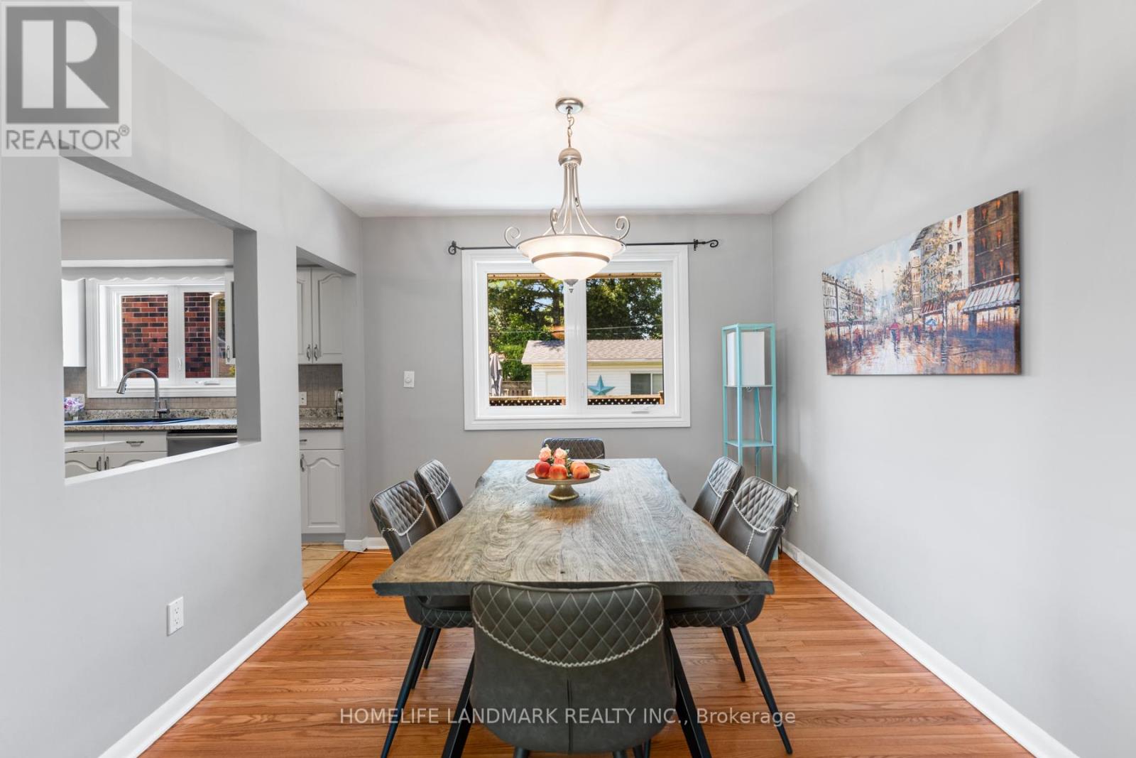 Photo 11 of 55 Cliff Crescent, Kingston ON