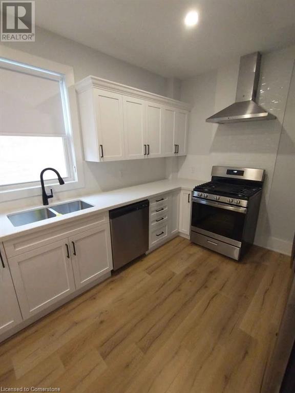 Photo 1 of 102 Grant Avenue, Hamilton ON