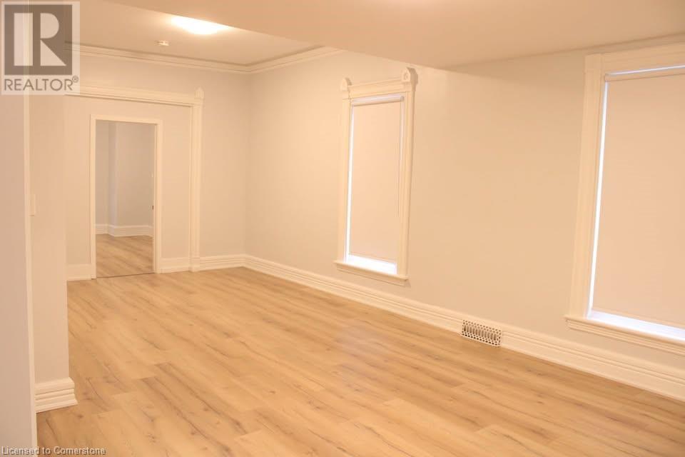 Photo 22 of 102 Grant Avenue, Hamilton ON