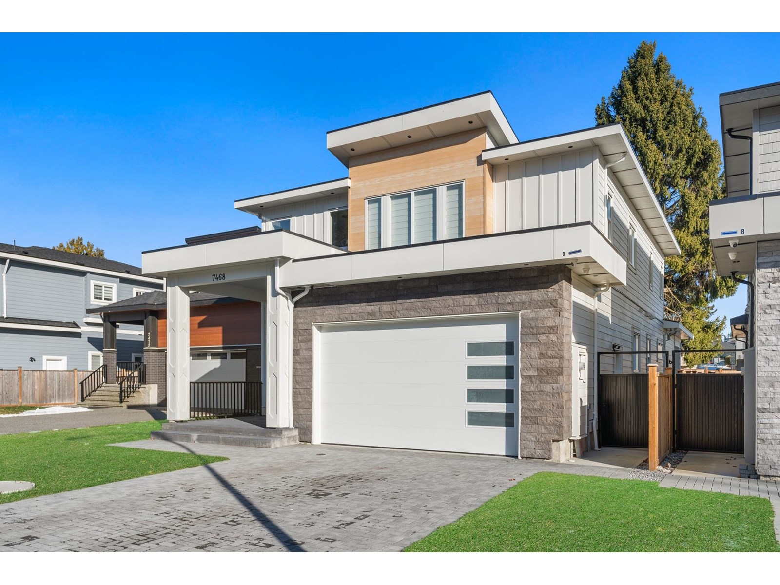 Photo 2 of 7464 115 Street, Delta BC