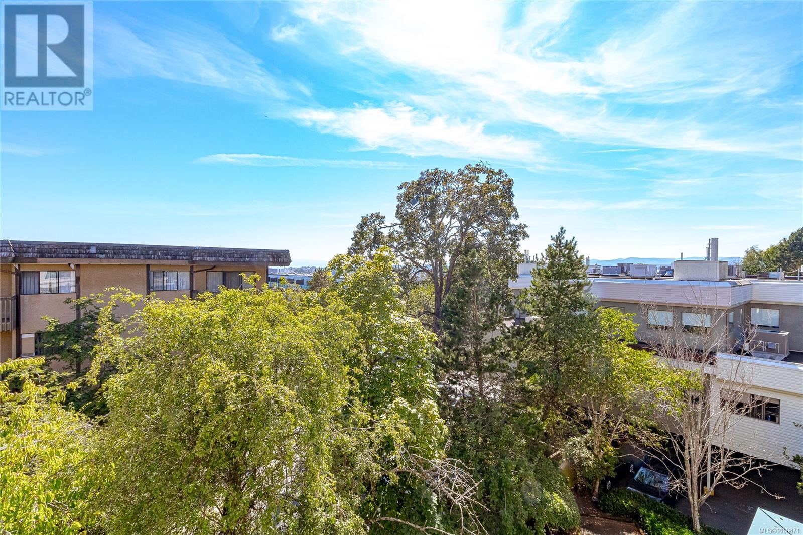 Photo 28 of 312 3460 Quadra St, Saanich BC