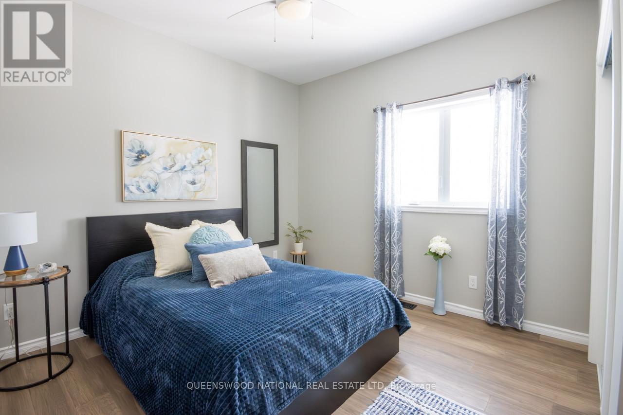 Photo 10 of 1010 Kilmarnock Road S, Merrickvillewolford ON