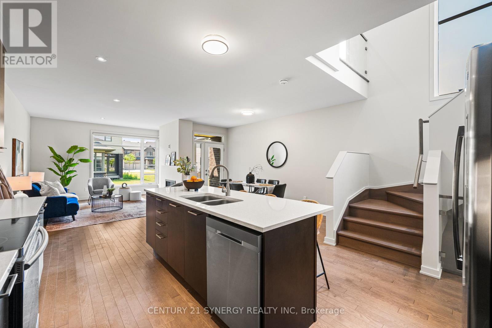 Photo 12 of 673 Odyssey Way, Ottawa ON
