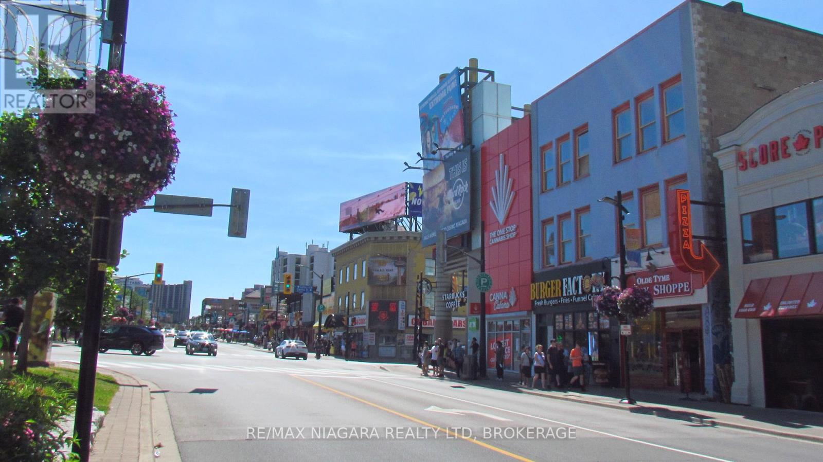 Photo 4 of 5729 Victoria Avenue, Niagara Falls ON
