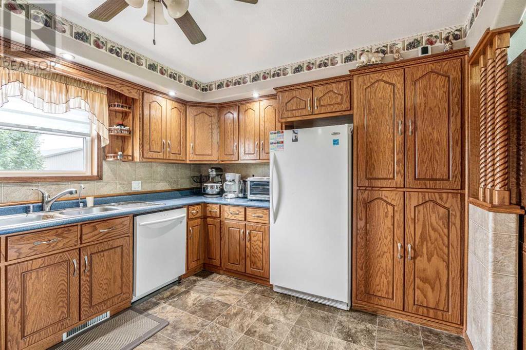 Photo 11 of 123047 Township Road 102, Burdett AB