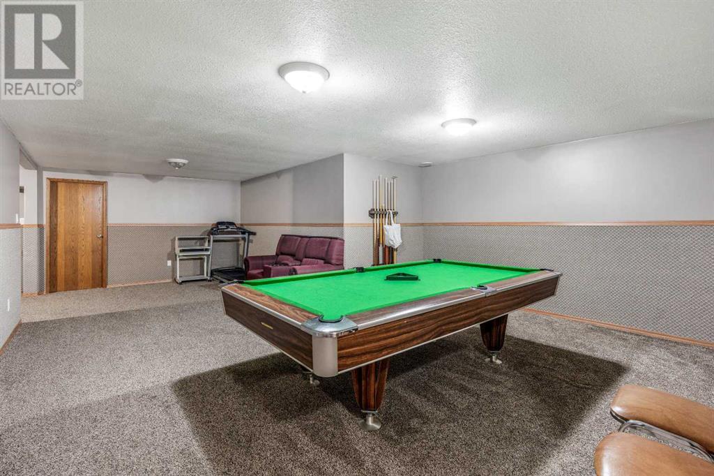 Photo 32 of 123047 Township Road 102, Burdett AB