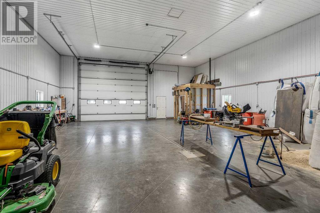 Photo 14 of 123047 Township Road 102, Burdett AB