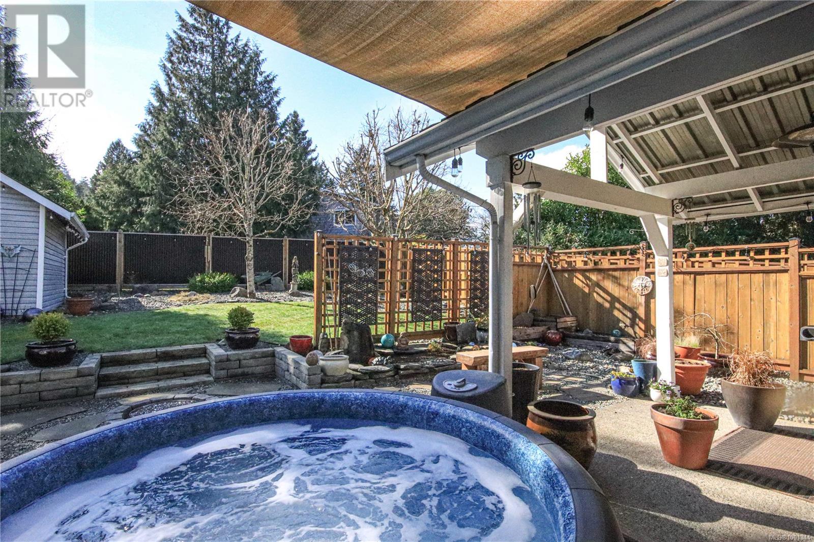 3249 Cecil Pl, Colwood