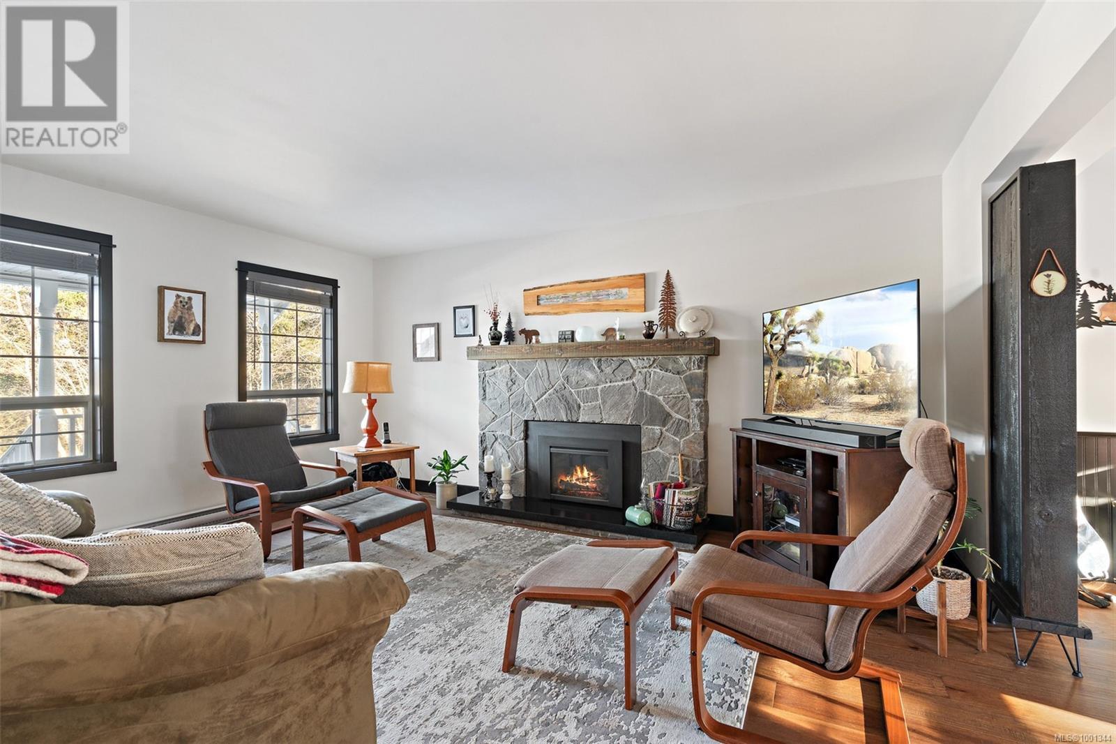 3249 Cecil Pl, Colwood