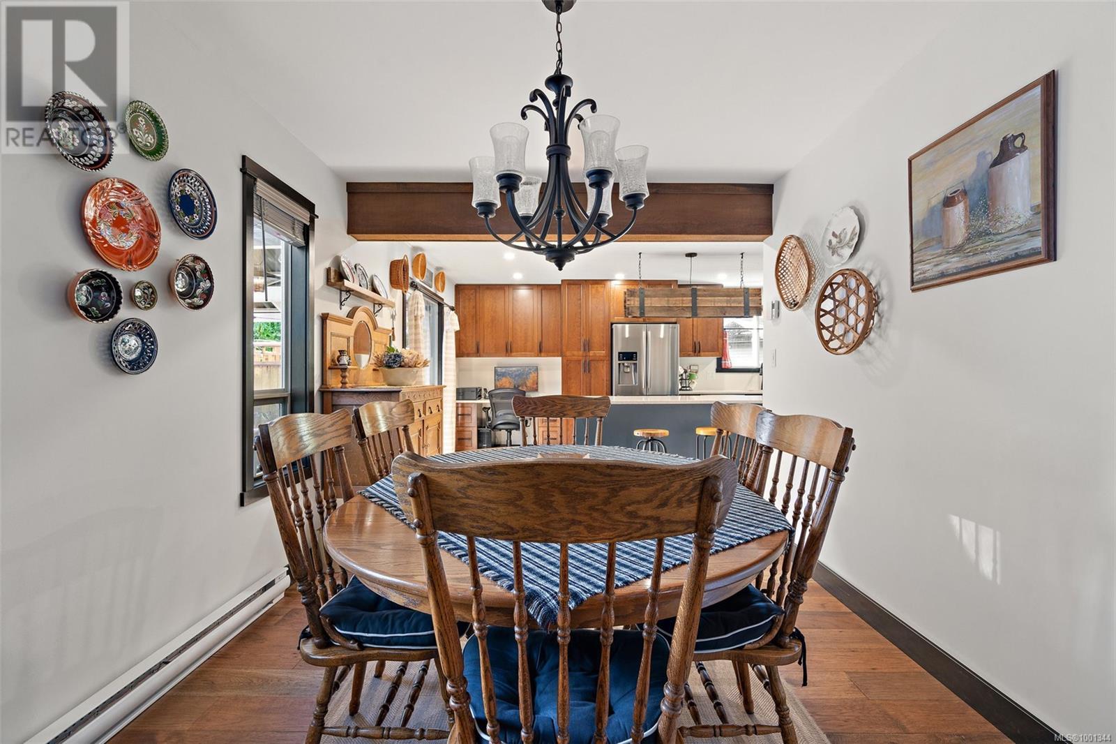 3249 Cecil Pl, Colwood