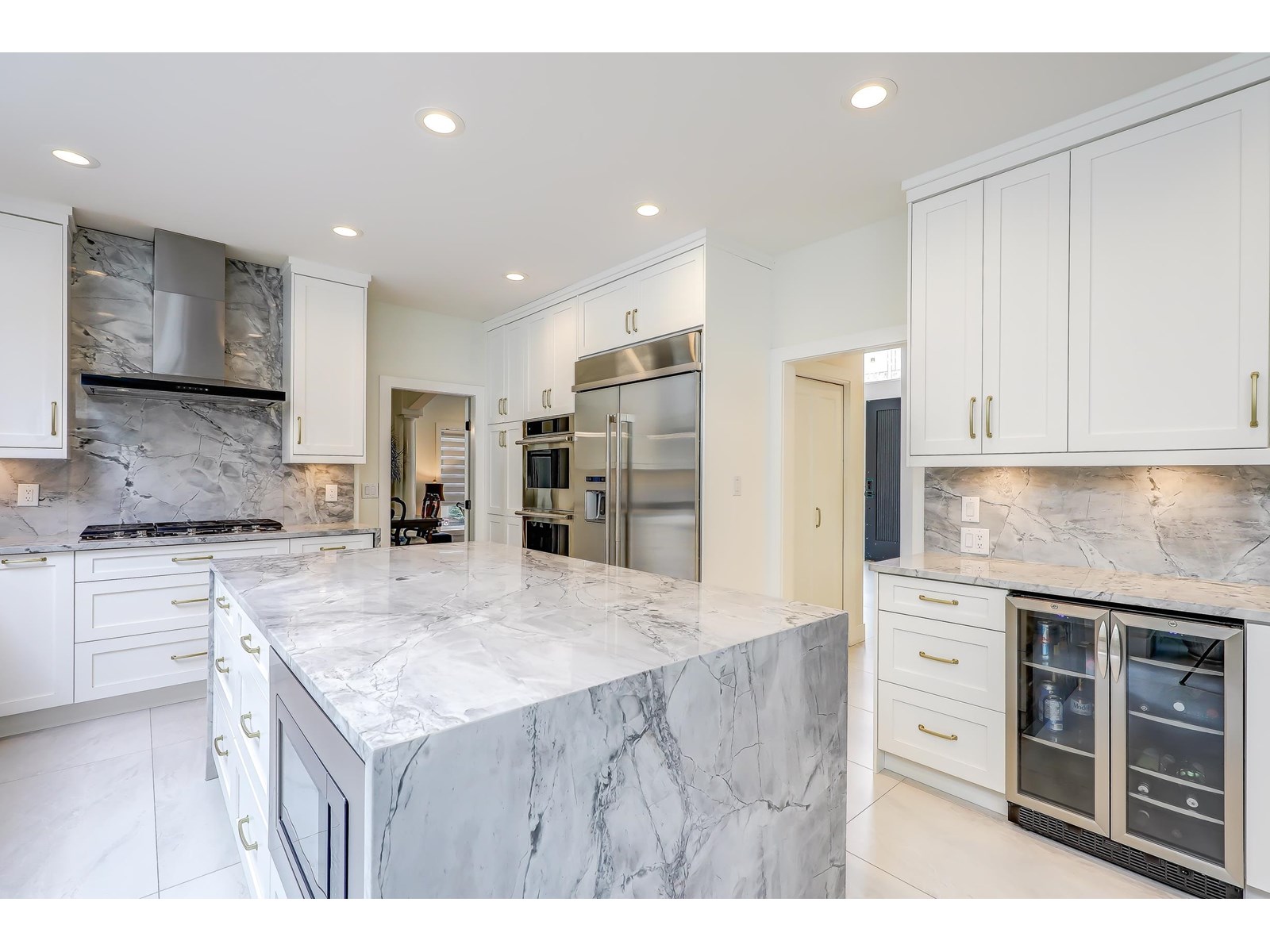 Photo 30 of 13856 19 A Avenue, Surrey BC