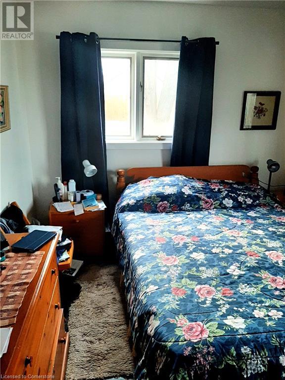 Photo 15 of 976 Stone Church Road E, Hamilton ON