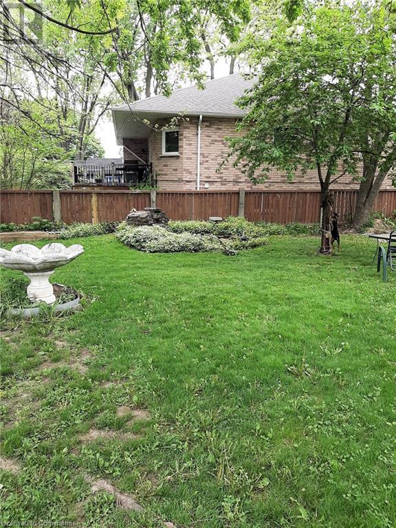 Photo 19 of 976 Stone Church Road E, Hamilton ON