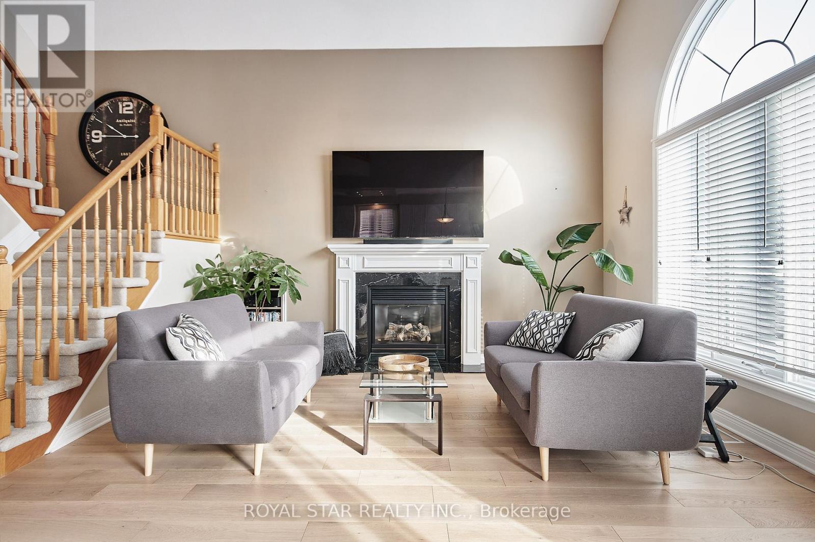 Photo 27 of 38 Rialto Way, Ottawa ON