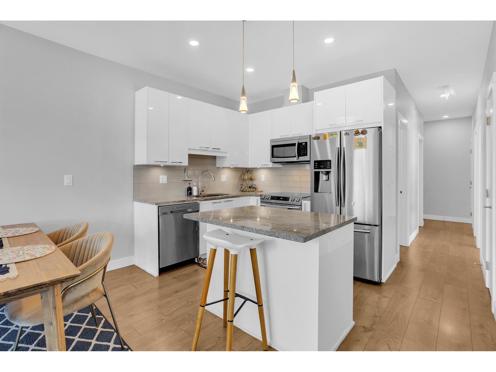 Photo 8 of 517 20696 Eastleigh Crescent, Langley BC