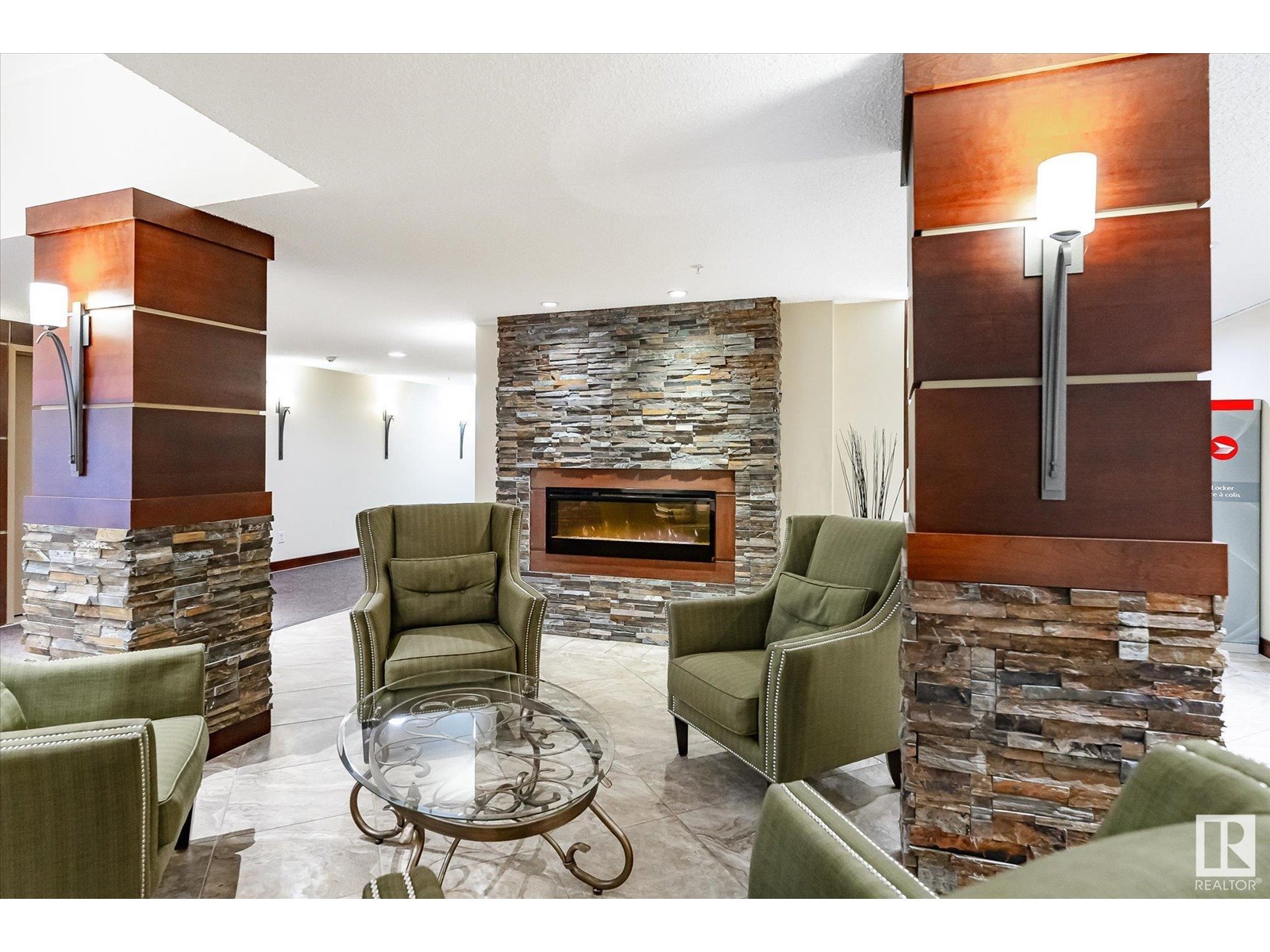 Photo 17 of 412 4450 Mccrae Av Nw, Edmonton AB