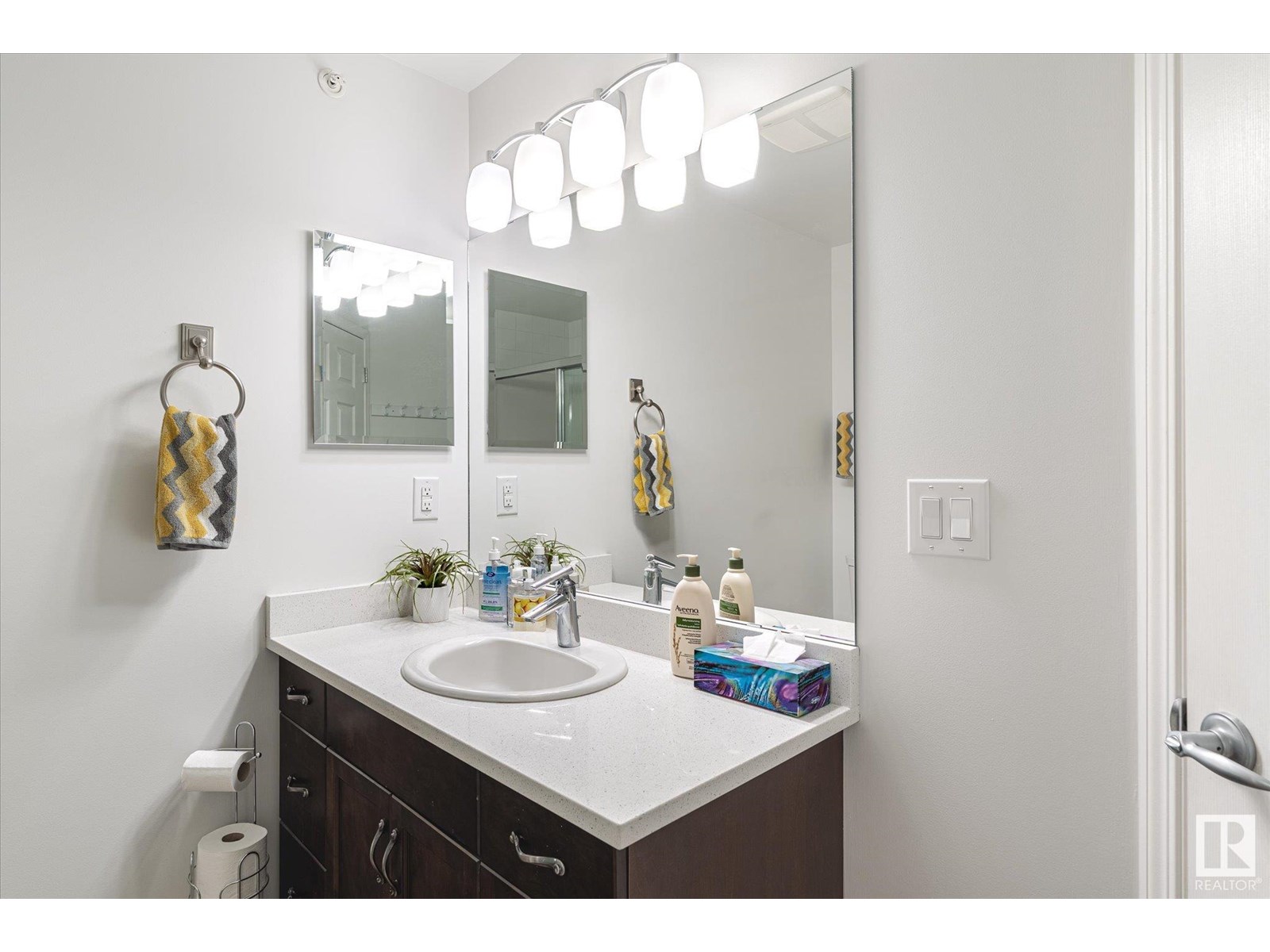 Photo 45 of 412 4450 Mccrae Av Nw, Edmonton AB