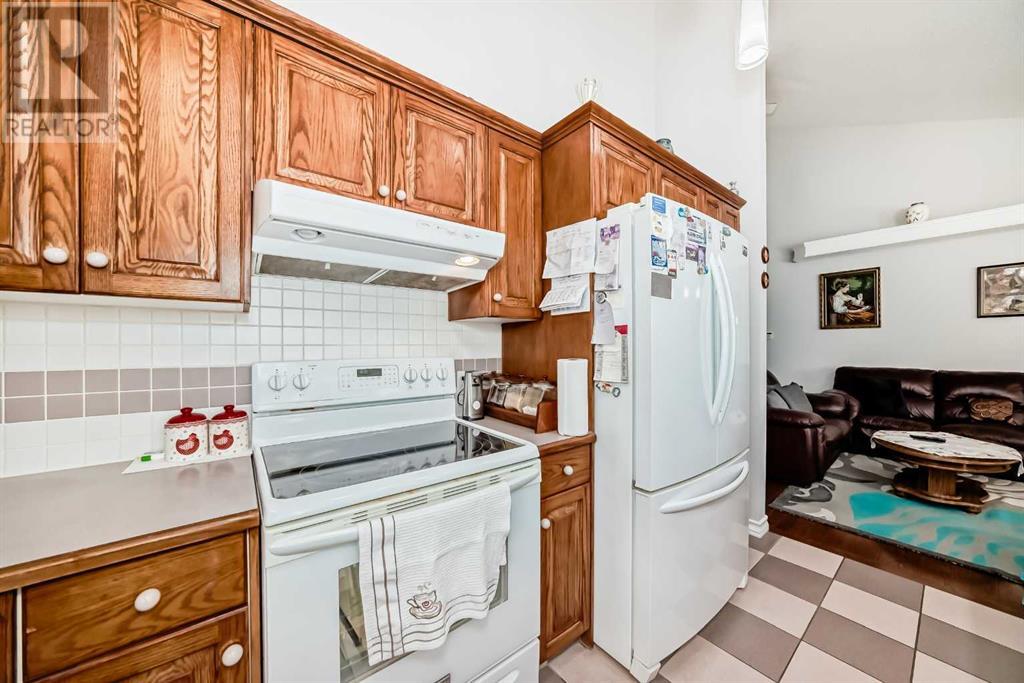 Single Family House Bungalow for Sale in  Signature Point SW Signal Hill Calgary 