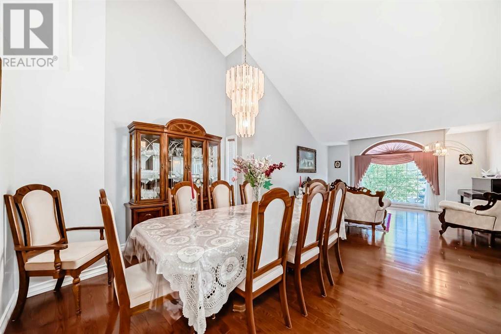 Single Family House Bungalow for Sale in  Signature Point SW Signal Hill Calgary 