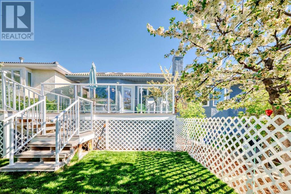 Single Family House Bungalow for Sale in  Signature Point SW Signal Hill Calgary 