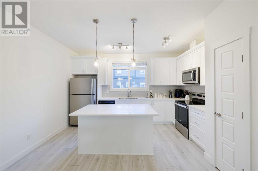 Photo 3 of 50 Sage Bluff Circle Nw, Calgary AB
