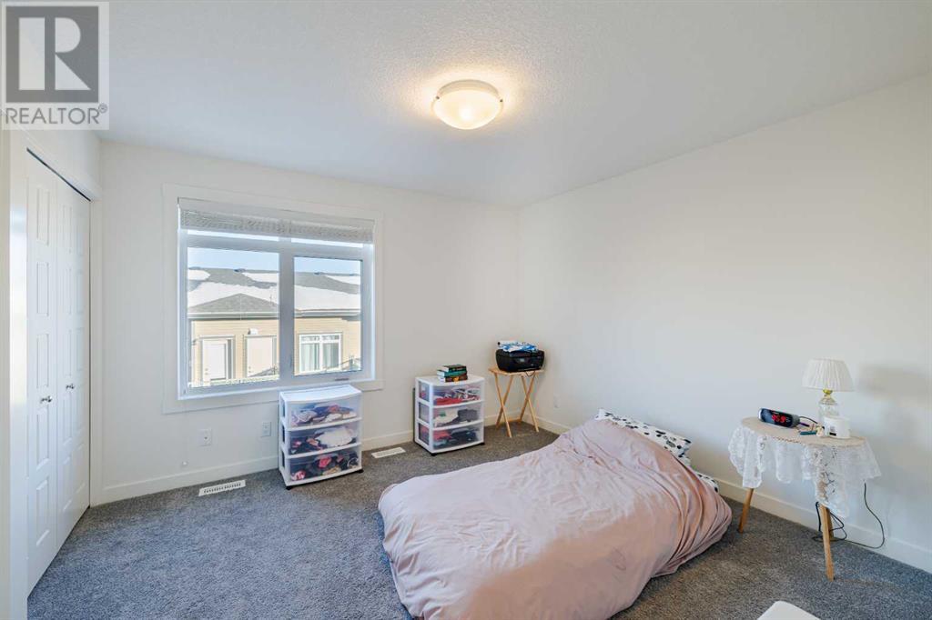 Photo 6 of 50 Sage Bluff Circle Nw, Calgary AB