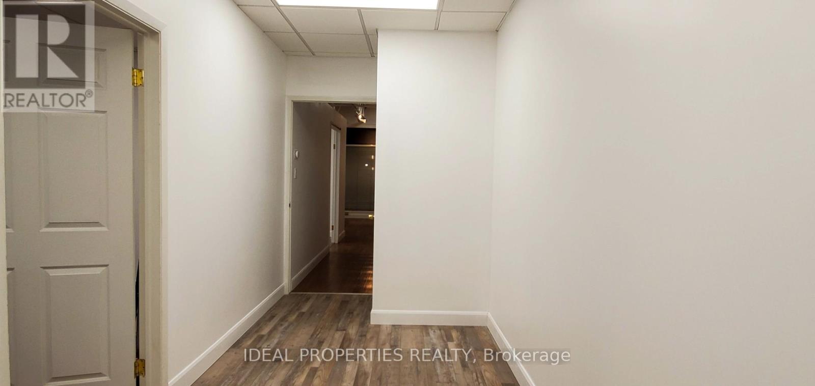 Photo 12 of 105 21 Antares Drive, Ottawa ON