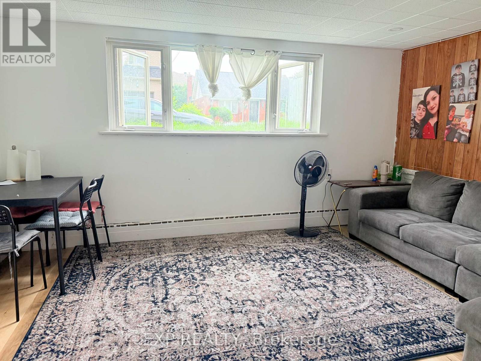 Photo 8 of 435 Hilson Avenue, Ottawa ON