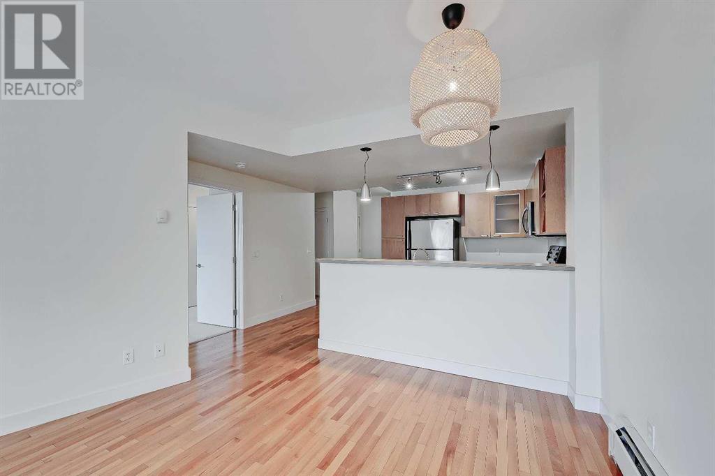 Single Family House for Sale in    Avenue SW Mission Calgary 