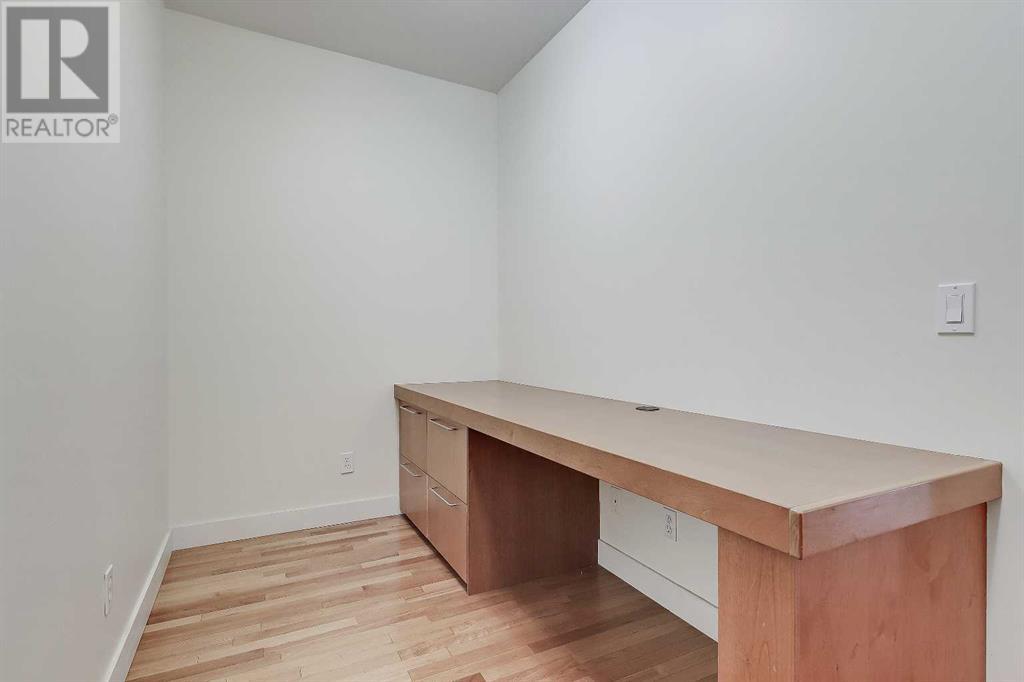 Single Family House for Sale in    Avenue SW Mission Calgary 